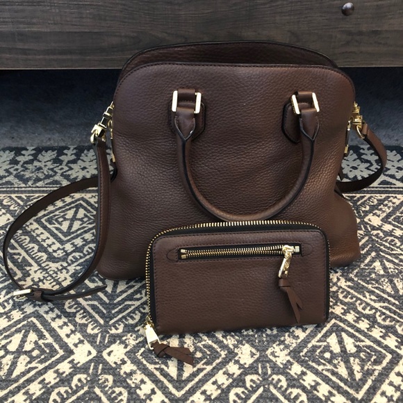 Brown Tory Burch bag and wallet - Picture 2 of 16